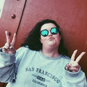 Meet Your Posher, Olivia.